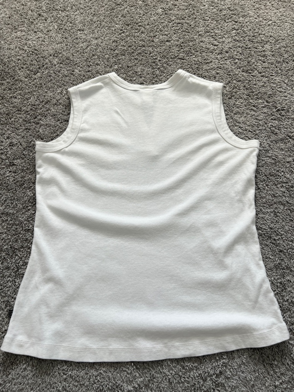 Outlaw White Sleeveless Split-Neck Tank Tee Embellished Chest Pockets - Size 3X - Picture 2 of 7